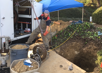 Using trenchless pipe bursting for sewer line repair